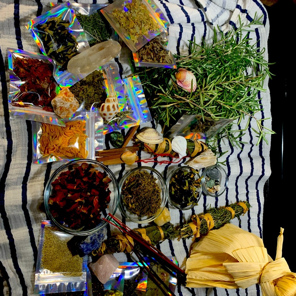 60 plus items Herb box voodoo hoodoo pagan Wicca 60 plus items